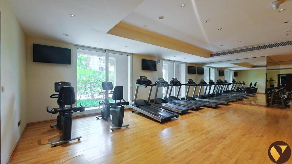 Vogue Luxury Three Bedroom And Kids At Grandeur Residence, Huge Private Sea-view Terrace, Private Access, Get 30 Percents Off Zabeel Saray Dining Dubai