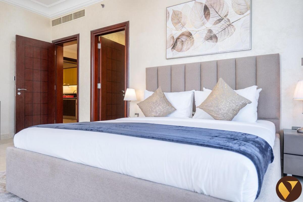 Vogue Luxury Three Bedroom And Kids At Grandeur Residence, Huge Private Sea-view Terrace, Private Access, Get 30 Percents Off Zabeel Saray Dining *